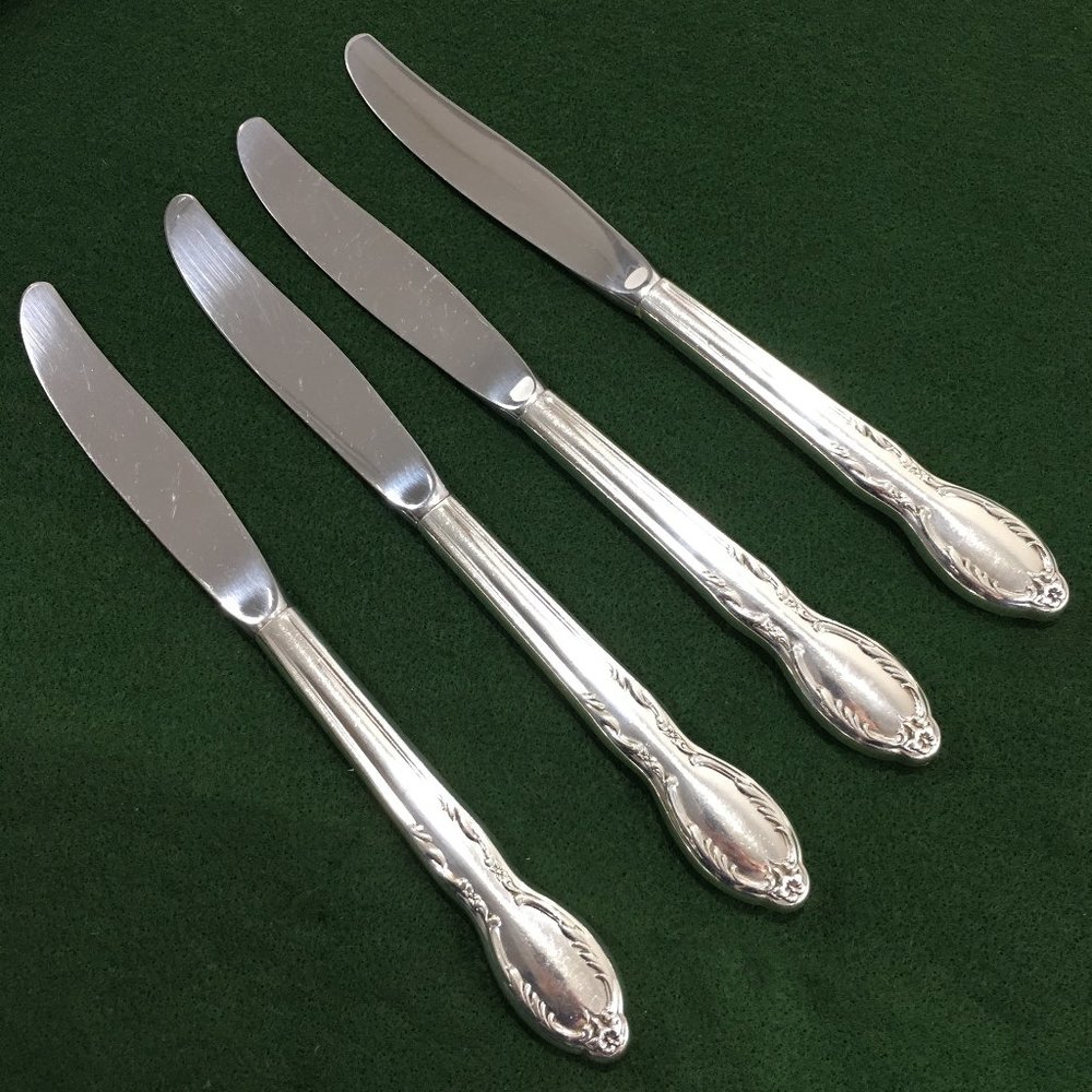 Rogers Bros Royal Manor Silverplate Set of 4 Dinner Knives 8.5" Original Rogers